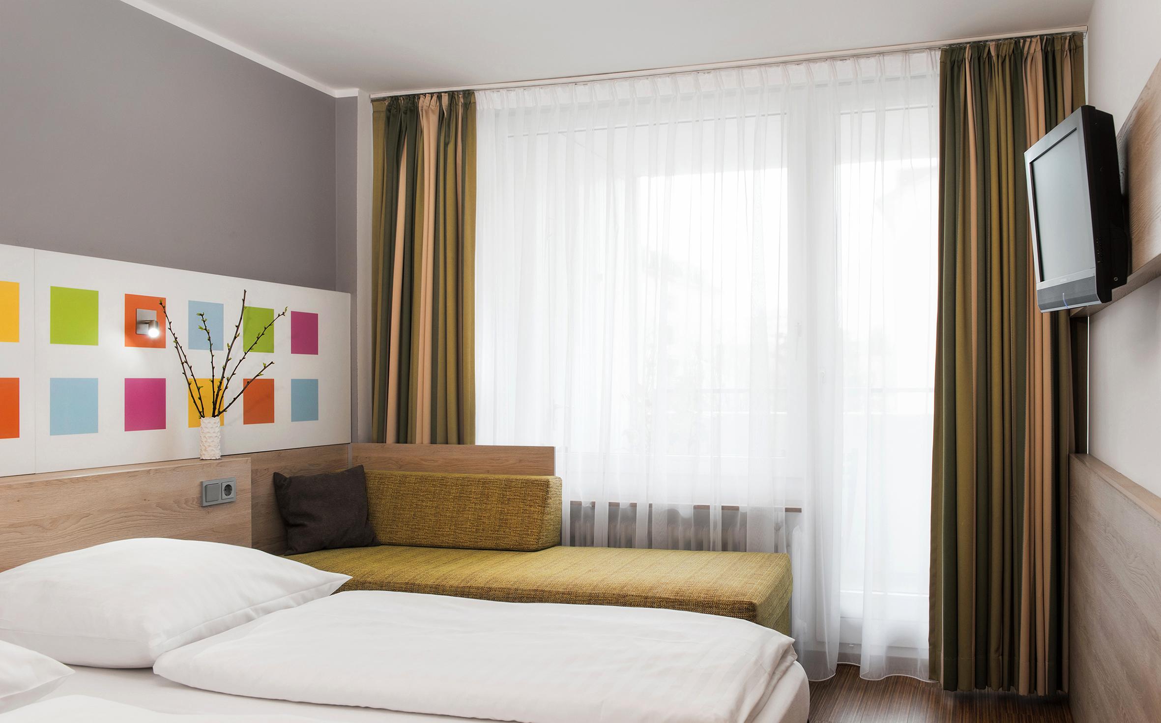 Business & Budget Hotel Tessin München Buitenkant foto